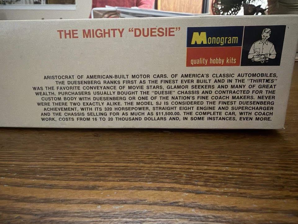 Monogram #PC81 Duesenberg 1934 SJ Weyman Torpedo Phaeton 1/24 Plastic Model Kit - Image 2 of 4