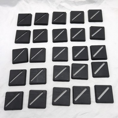 (25) Unbranded 25MM Black Miniature Bases With Slanted Slot