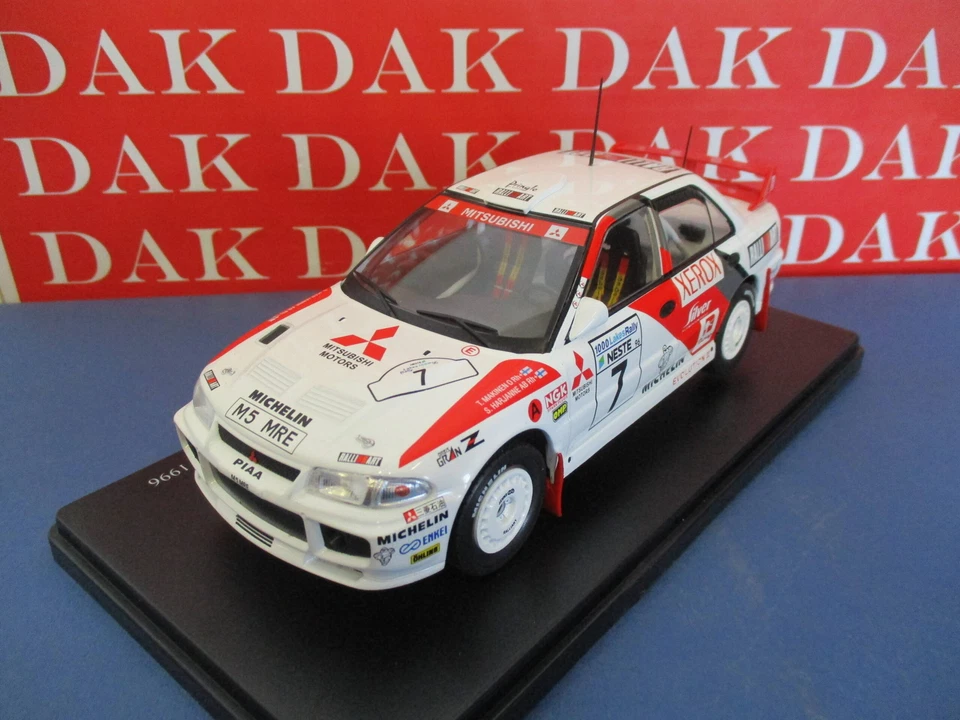 Die cast 1/24 Modellino Auto Mitsubishi Lancer EVO III Rally 1000 Lakes 1996 - Immagine 2 di 4