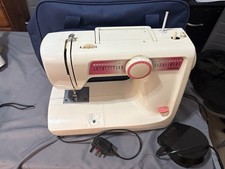 Toyota Model SE05 RS2000 Electric Sewing Machine, Pedal, New carrying bag