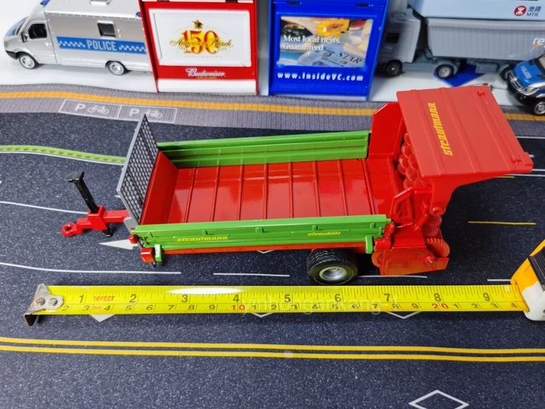 Siku 1:32 Automatic Fertilizer Vehicle 2895 Alloy Model Toy - Image 3 of 4
