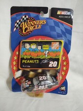 2002 Winner's Circle NASCAR Tony Stewart 20 Peanuts Home Depot 1/64 Die-Cast
