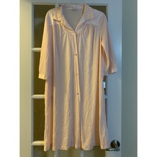 Vanity fair blush pink vintage nightgown button dainty made in usa SMALL