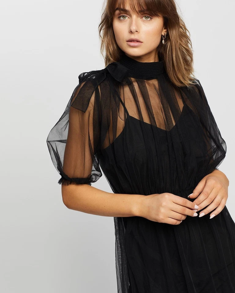 Grace Willow Stunning Annika Dress! (as new) - Size 8 - image 2 of 4