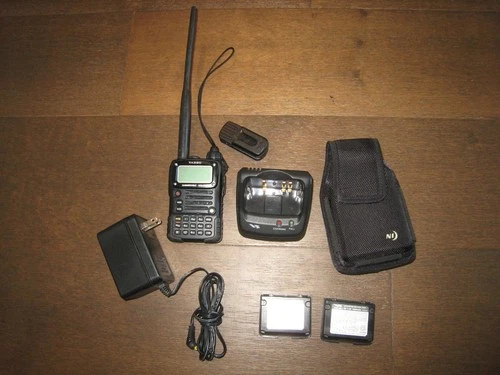 Yaesu VX-7R,  Tri-Band, Submersible Transceiver, 50/144/430 MHz, Much More!