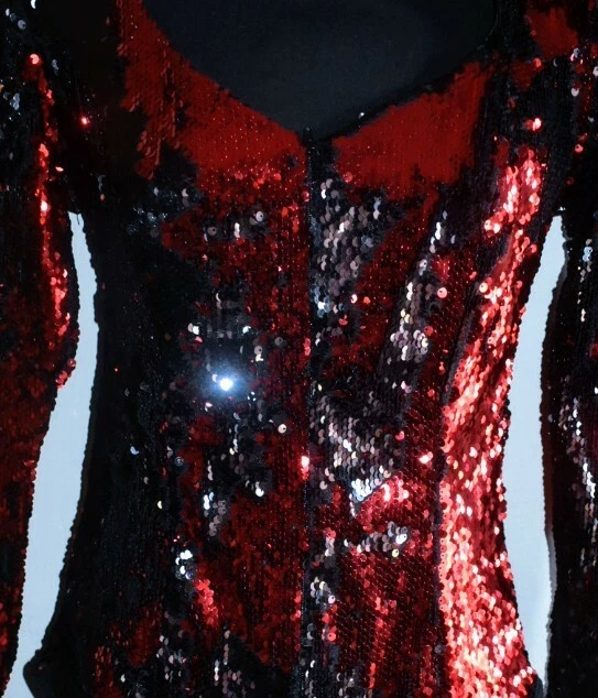 SexyShe Devil bodysuit costume w/hood and tail, size xs - Image 3 of 4