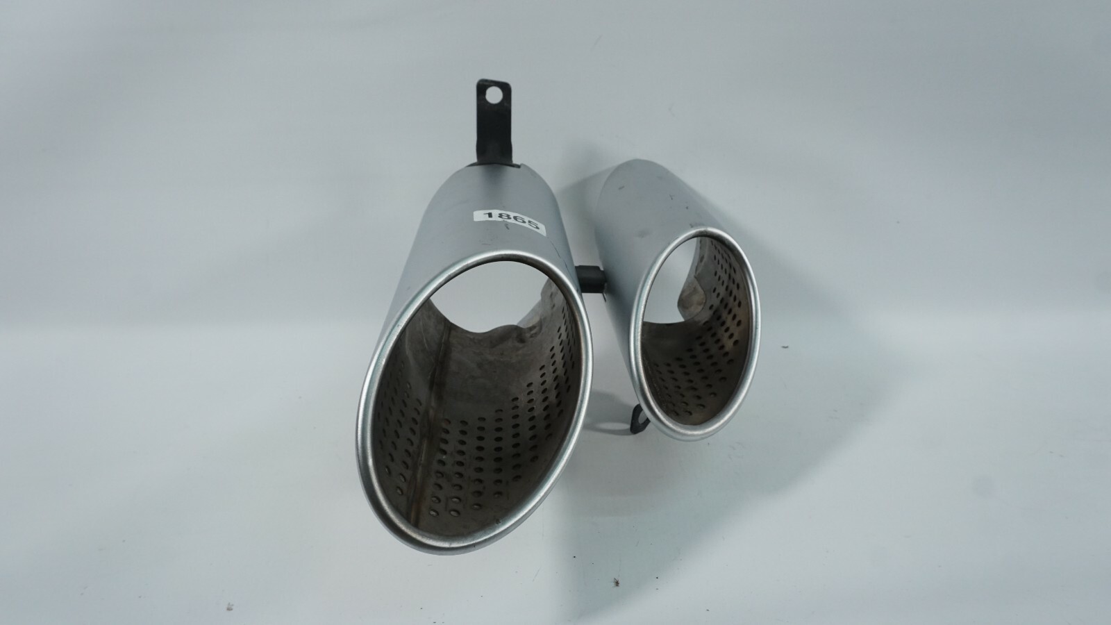 2016-2018 LAMBORGHINI HURACAN REAR LEFT DRIVER SIDE TAIL EXHAUST PIPE TIP OEM