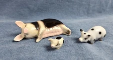 1986 Hagen Renaker Sow Pig Mama & Baby Piglet & Bug House Spotted Pig Figurines