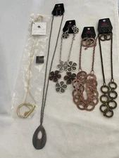 Lot of 5 earring Necklace Mixed sets New Costume Fashion Jewelry Mixed Brands