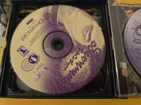 Shenmue Sega Dreamcast 2000 Complete in Box with Manual 4 Discs Passport