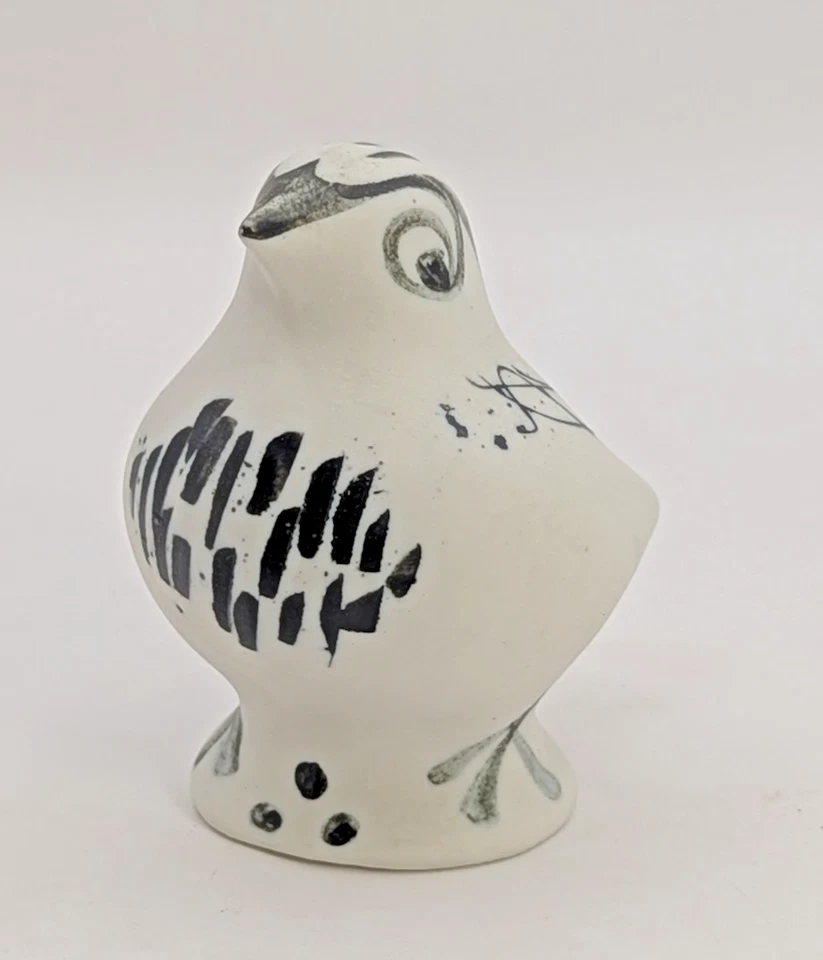 RICHARD & SUSAN PARKINSON Studio Pottery Porcelain Pottery Bird ROBIN Figurine - Image 4 of 4