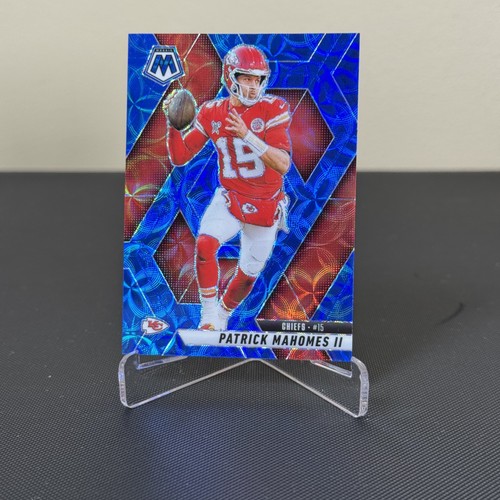 2025 Panini Prizm Mosaic #200 Patrick Mahomes II Blue Scope