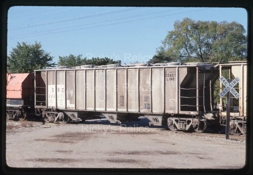 Original Slide SBD #222871 Seaboard System/Family Covered Hopper 1990