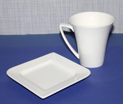 Flirt Ritzenhoff und Breker Teller Flach & Becher Porzellan - Dekor Viola