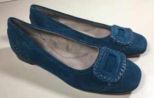 aqua blue flats