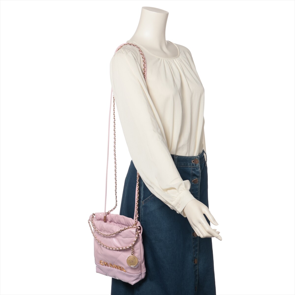 Chanel Chanel 22 Mini shiny calfskin Chain Shoulder Bag Pink Chanel Chanel 22 Mini shiny calfskin Chain Shoulder Bag Pink