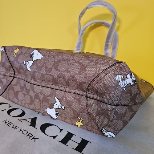 Coach Peanuts Snoopy CF166 Khaki Redwood Multi/black Tote Bag Signature Canvas - Picture 25 of 40
