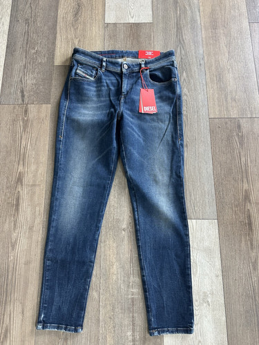Diesel 2017 Slandy Super Skinny Mid Waist Size 31 X 30 Actual 28 Stretch NEW NWT - Picture 1 of 8