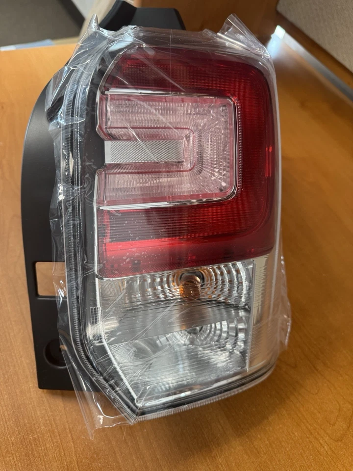 Unidad de montaje de luz trasera lado del conductor Subaru Forester 2014 2015 2016 certificado DOT Foto 2 de 2