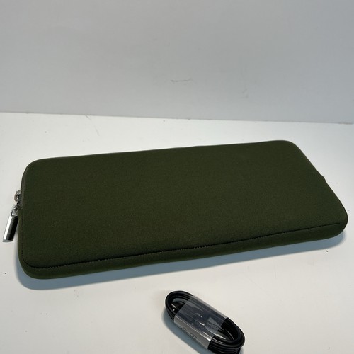 EXCELLENT! Astrohaus Freewrite Traveler Typewriter with Protective Sleeve (G6:2) - Afbeelding 15 van 15