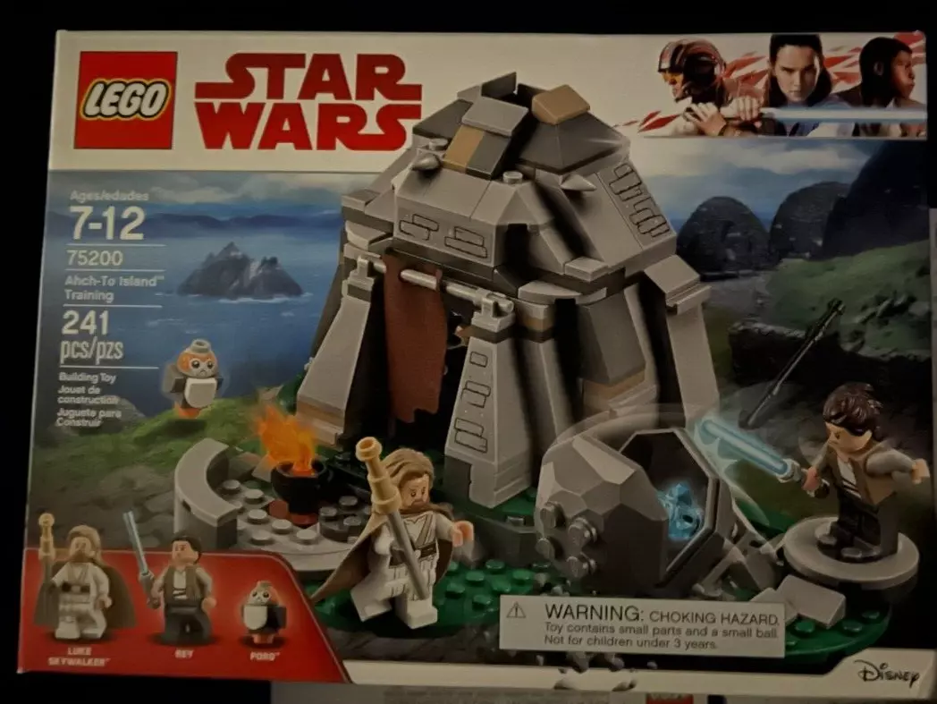 LEGO Star Wars: The Last Jedi Ahch-To Island Training 75200 (241