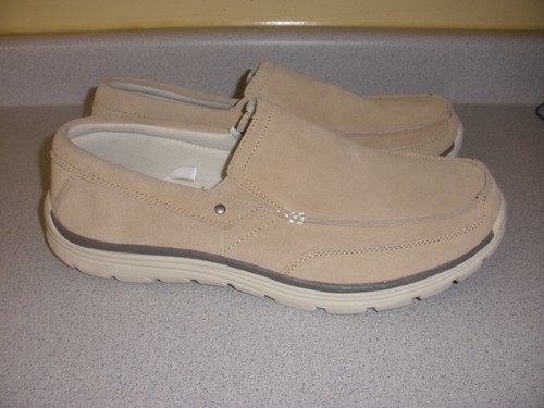 men skechers loafers