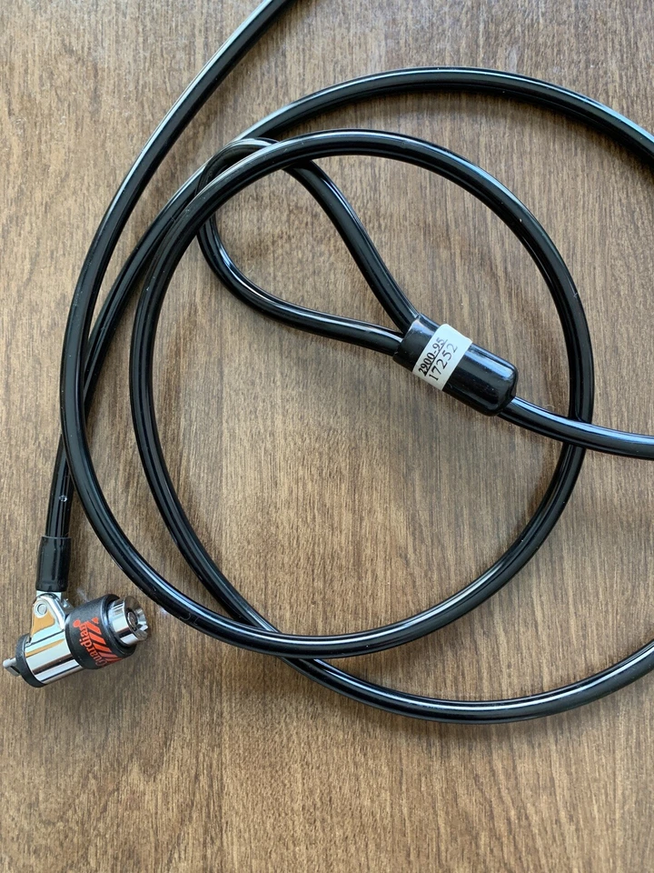 PC Guardian Key Security Anti-Theft 6-Foot Lock Cable Laptop Desktop 2900-95 - Image 2 of 4