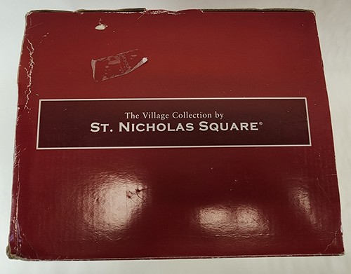 St Nicholas Square Village Santa's Toy Shop Music & Lights In Box 2005 Vintage - Picture 4 of 10