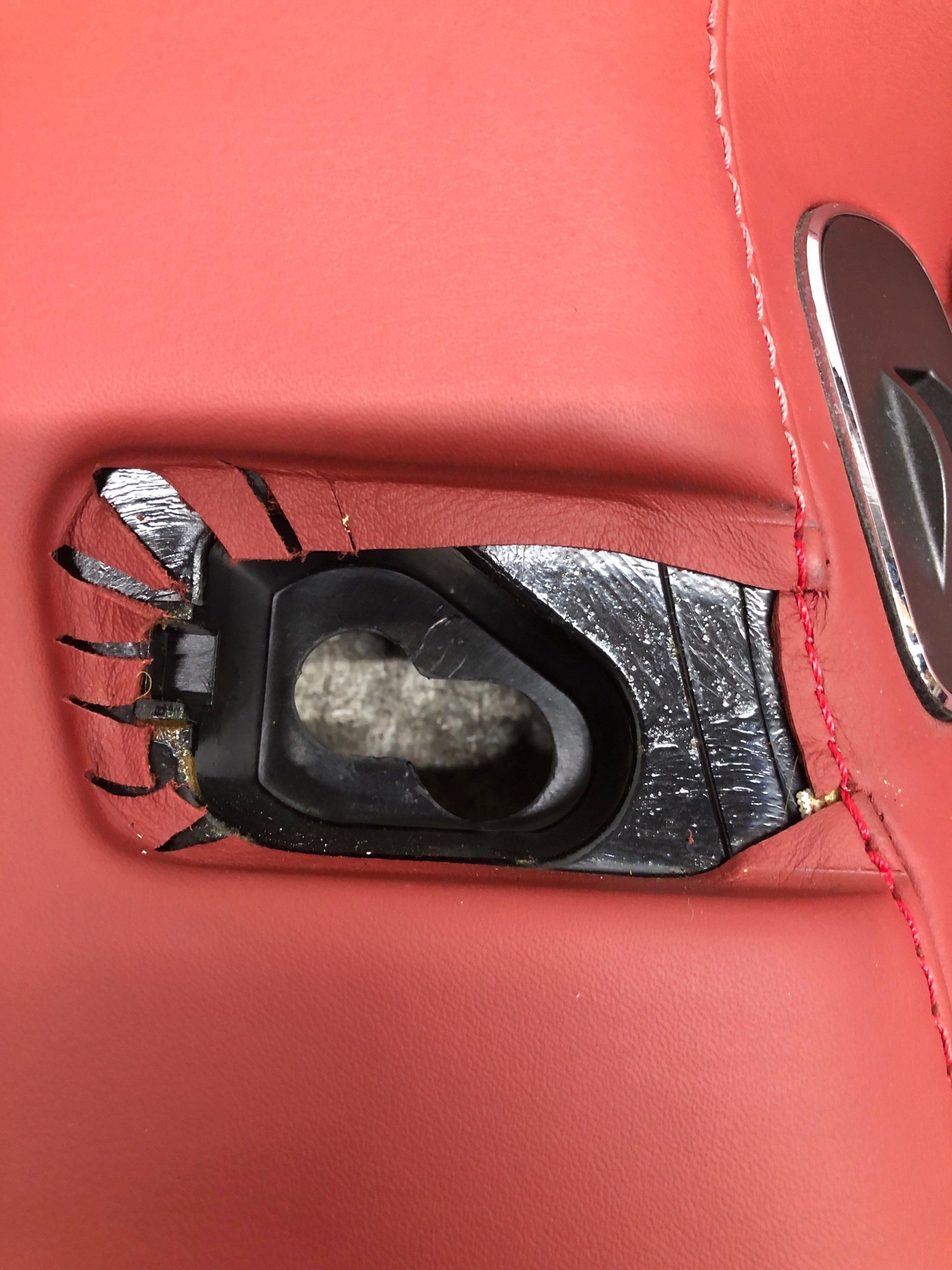2009 ASTON MARTIN VANTAGE RIGHT INNER DOOR PANEL RED LEATHER 6G33-23936 OEM