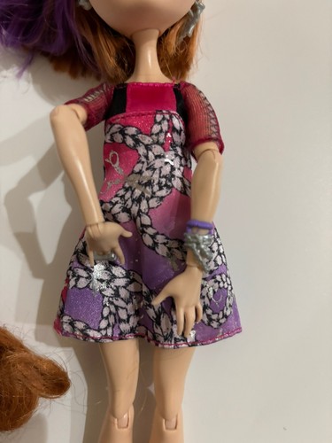 Ever After High Royal Rebel Sisters Poppy und Holly O'Hair Puppen 2012 - Bild 4 von 5