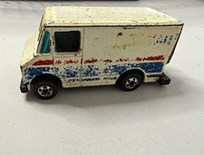 Hot Wheels US Mail Van 1976 1:64 White Red Blue Diecast USPS Vintage