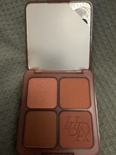 Neu Huda Beauty Blush Filter Palette Strawber...