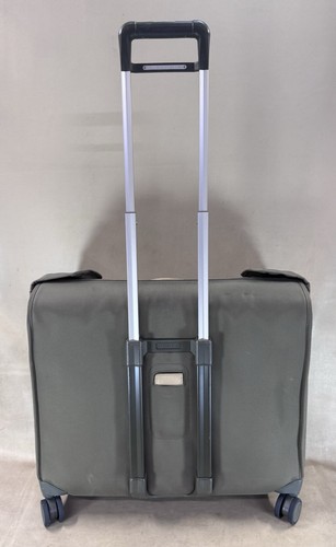 Briggs & Riley Baseline Wardrobe 24.5” Spinner Garment Bag Olive U177SP $945-743 - Picture 4 of 14