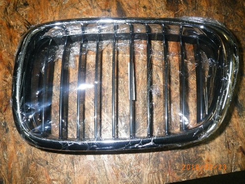 98937 Kühlergrill links BMW 5er (E39) 2016055 525i