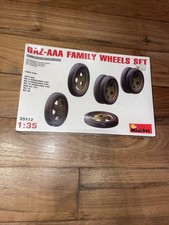 MINI ART 1/35 GAZ-AAA Family Wheels set -35112 Tire Model Plane Kit New Sealed