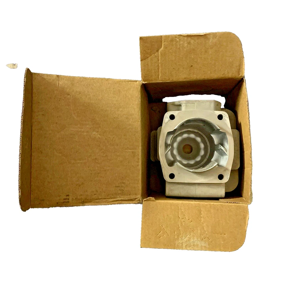 Zenoah KOMATSU 2750-12111 Cylinder Only Replacement (NO PISTON) 16440423 - Image 2 of 4