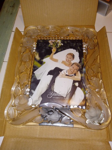 Nuova cornice per foto a un cuore Gorham Sentimental Traditions 5"" X 7""...si prega di leggere - Foto 2 di 3
