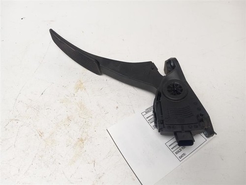 2009 CHRYSLER TOWN COUNTRY GAS PEDAL - Picture 5 of 9