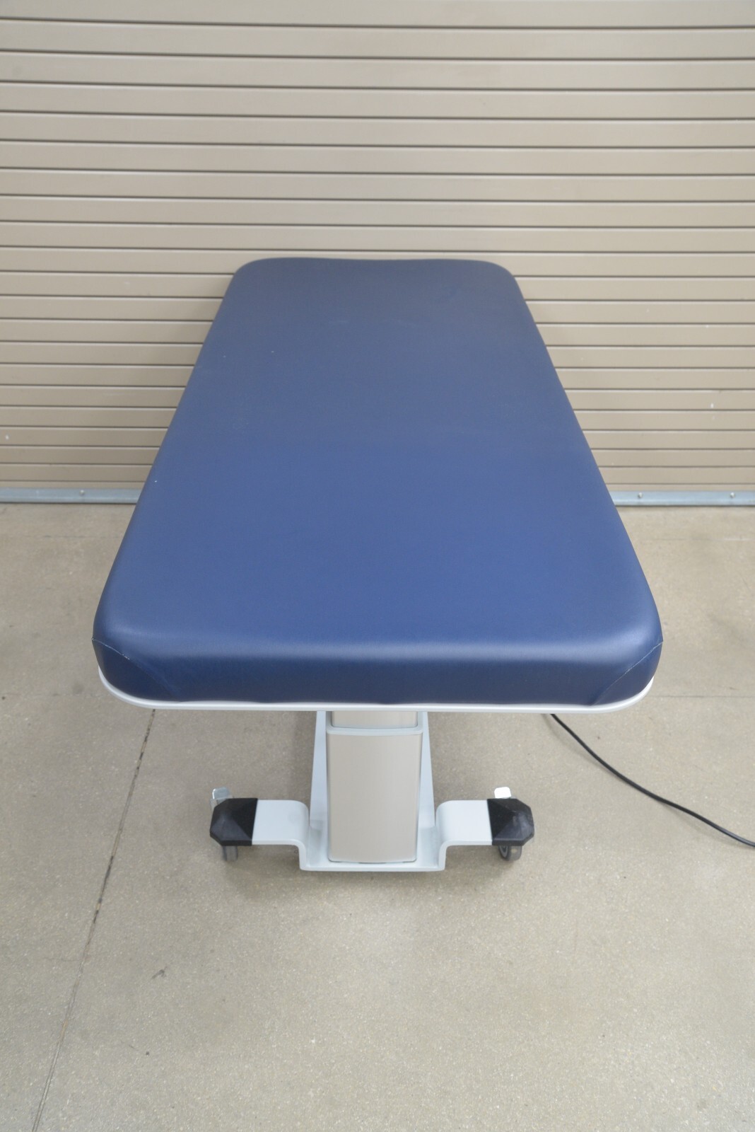 Oakworks Medical Dual Tower General EA Ultrasound Table w/ Hand & Foot Controls