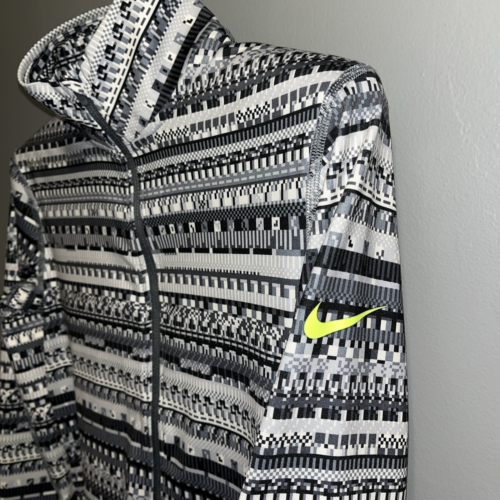 Nike Pro Hyperwarm Half-zip Training Pullover Wom… - image 4