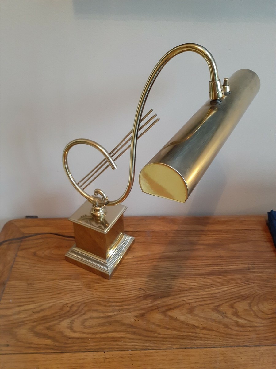 Vintage Mid Century Treble Cleff Piano/Bankers Lamp w/Heavy Brass