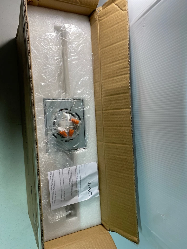 WAC Lighting WS-7222-CH Elementum 2 luces 22" barra de baño LED - cromo Foto 2 de 2