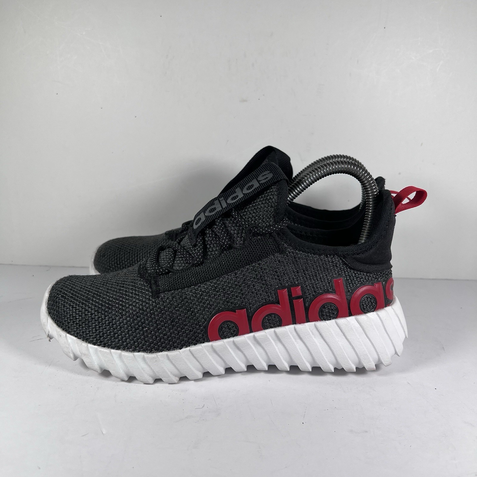 Adidas Kaptir 3.0 Lace Up Back/Red Athletic Shoes Sneakers Youth Size 4 thumbnail 3