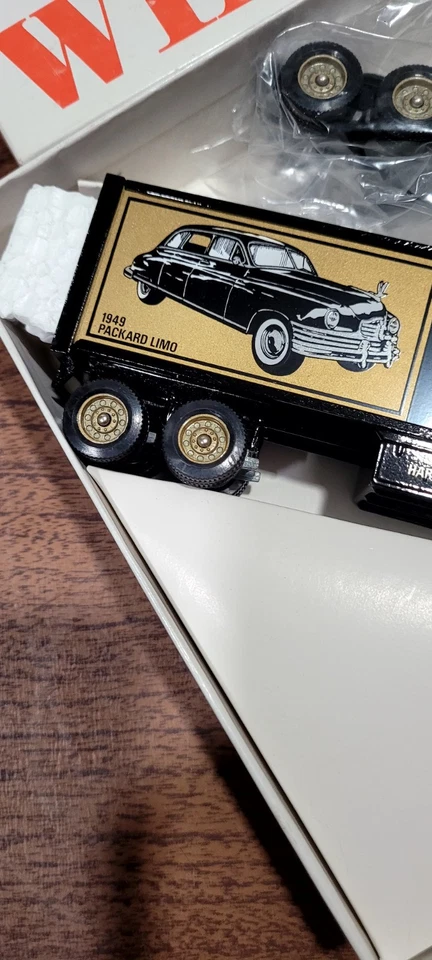 Winross 1992 ZEMBO TEMPLE Antique Car Unit Semi Truck & Trailer -- New in Box — 第 4/4 张图片