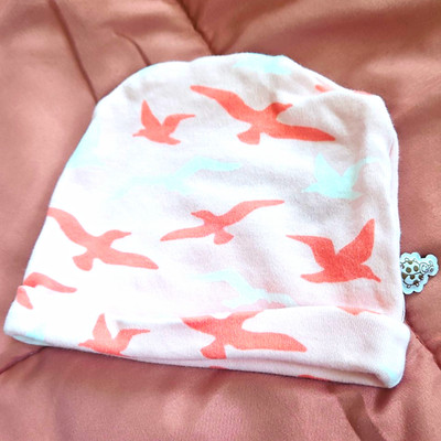 Baby Jersey Mütze/Beanie Rosa/Weiß Vögel-Muster, Einheitsgröße Unisex