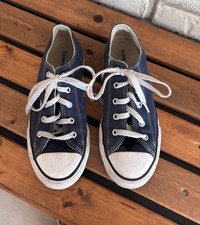 Converse Chuck Taylor All Star Kids Size 3 Navy Blue Low Top Sneakers Canvas