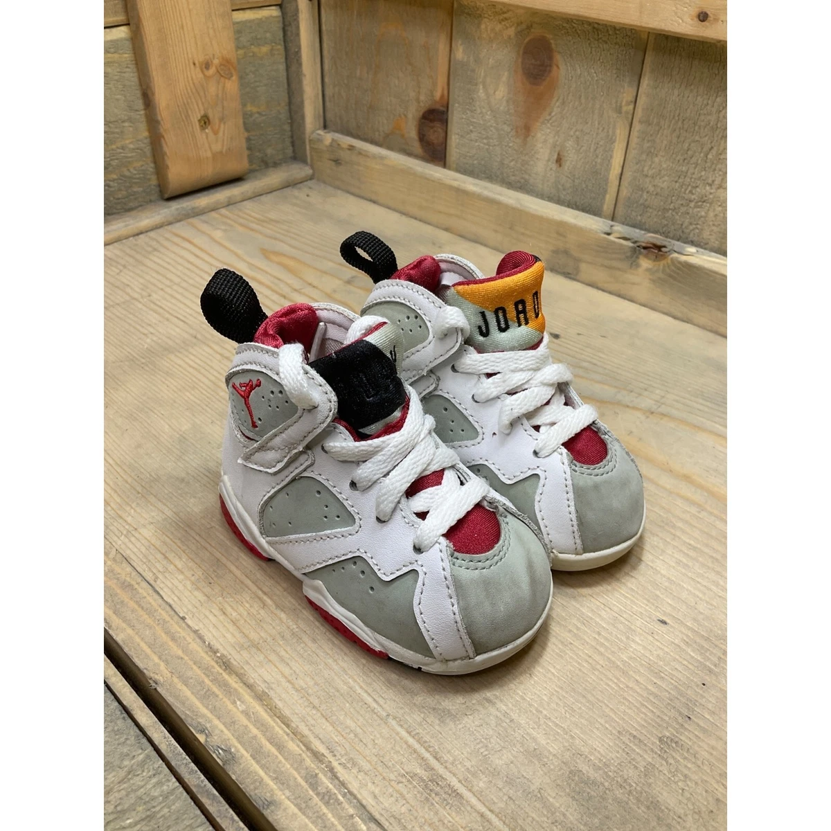 Jordan 7 space jam sale