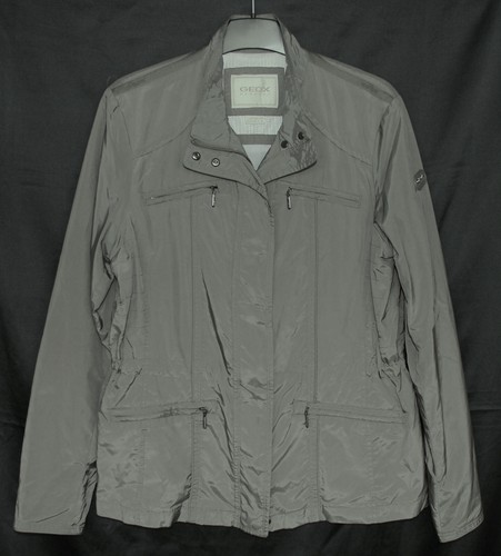 Leichte Frühjahrs-Jacke von GEOX respira Gr. 44 (42) olivgrün atmungsaktiv Topp - Bild 7 von 7