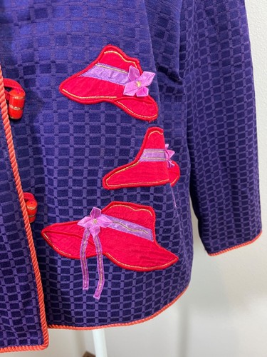 Cardigan giacca Draper’s &Damon’s Red Hat Society appliqué taglia PS viola e rosso - Foto 2 di 10