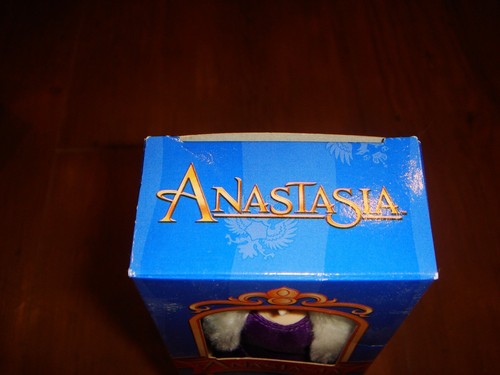 BURGER KING 1997 PRINCESS Anastasia HAIR GROWING DOLL WITH 2 OUTFITS BOX NEW - Picture 5 of 5